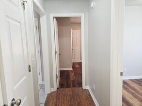 200 E Mell St in Pooler, GA - Foto de edificio - Building Photo