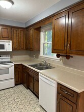 171 W Regent Dr in Clarksville, TN - Building Photo - Building Photo