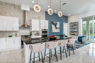 2025 Oak Crk Lp in Davenport, FL - Building Photo - Building Photo