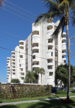 Coastal House Condos in Delray Beach, FL - Building Photo - Building Photo