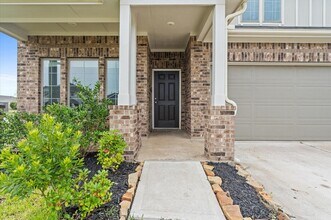818 Deerhurst Ln in Magnolia, TX - Building Photo - Building Photo
