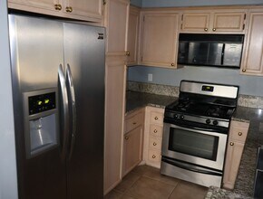 7524 Flat Rock St in Las Vegas, NV - Foto de edificio - Building Photo