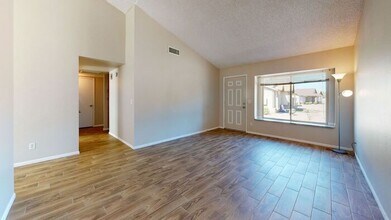 1055 N Recker Rd in Mesa, AZ - Building Photo - Building Photo