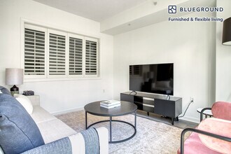 1301 M St NW in Washington, DC - Building Photo - Building Photo