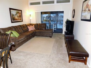 272 Woodlake Wynde in Oldsmar, FL - Building Photo - Building Photo