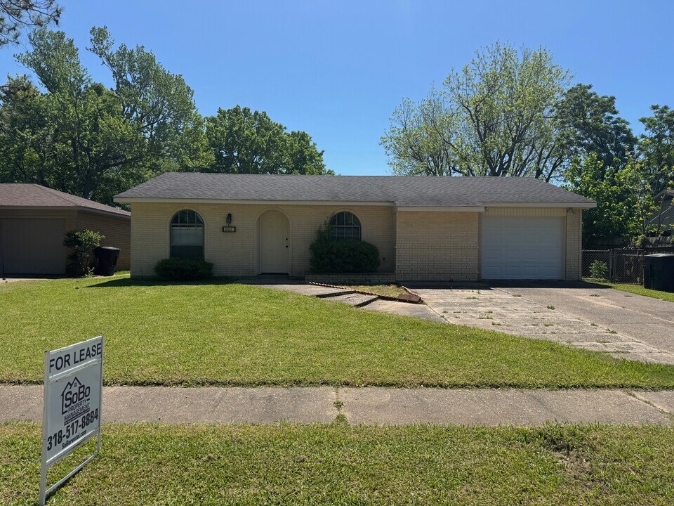1602 Brisbane Cir in Bossier City, LA - Foto de edificio