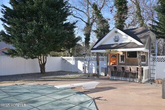 1439 Oakwood Hollow Ln in Toms River, NJ - Building Photo - Building Photo
