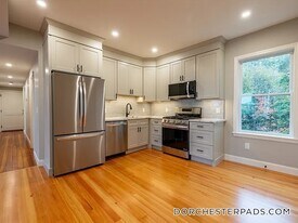 19 Sawyer Ave, Unit 1 in Boston, MA - Building Photo