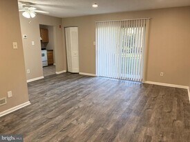 221 Highland Blvd in New Castle, DE - Building Photo