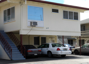 2136 Waiola St in Honolulu, HI - Building Photo - Building Photo