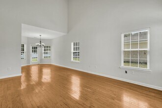 145 Red Oak Dr in Richmond Hill, GA - Building Photo - Building Photo