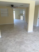 4549 Kennedy Dr in New Port Richey, FL - Building Photo - Building Photo