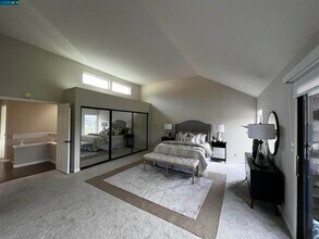1986 Fair Ridge Ct in Walnut Creek, CA - Building Photo - Building Photo