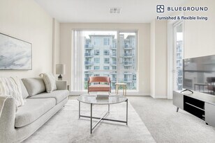 550 Moreland Way, Unit FL5-ID954 in Santa Clara, CA - Building Photo