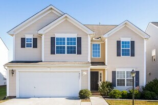 10321 Samuels Way Dr in Huntersville, NC - Building Photo