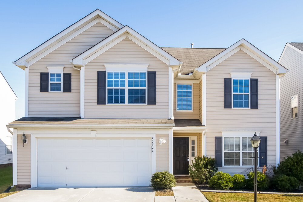 10321 Samuels Way Dr in Huntersville, NC - Building Photo