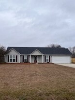 19 Jacobs Walk in Lakeland, GA - Building Photo