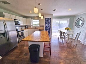 280 Majorca Rd in St. Augustine, FL - Foto de edificio - Building Photo