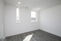 21 Farson St photo'