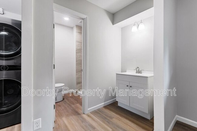 133 W Ridgewood Ave in Red Bank, TN - Building Photo - Building Photo