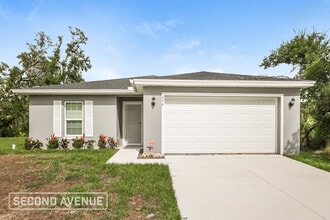 494 Hoffer St in Port Charlotte, FL - Foto de edificio - Building Photo