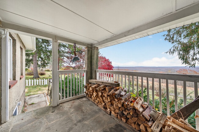 20 Evergreen Ln in Bloomingburg, NY - Building Photo - Building Photo