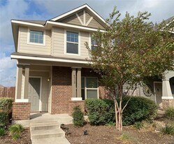 4512 Truth Wy in Austin, TX - Building Photo