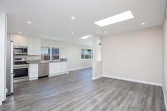 735 Kingswood St in San Diego, CA - Building Photo - Building Photo