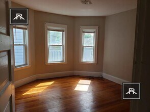 348 Faneuil St in Boston, MA - Building Photo - Building Photo