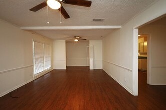 608 S College St in Hahira, GA - Building Photo - Building Photo