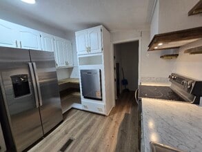 218 Lee Rd in Phenix City, AL - Building Photo - Building Photo