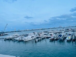 7601 E Treasure Dr, Unit 1212b in Miami Beach, FL - Building Photo - Building Photo