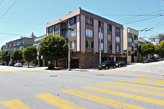 499 Walnut St in San Francisco, CA - Building Photo - Building Photo