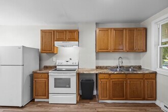 61 Boys Ave in Killingly, CT - Building Photo - Building Photo