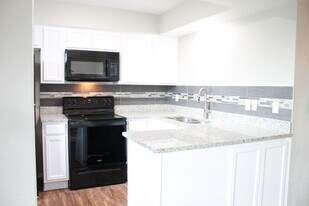 2466 Ft Worth St, Unit A3