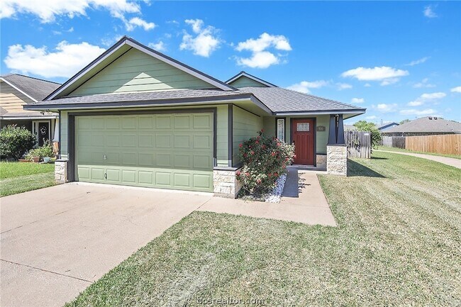 916 Crested Point Dr in College Station, TX - Building Photo - Building Photo