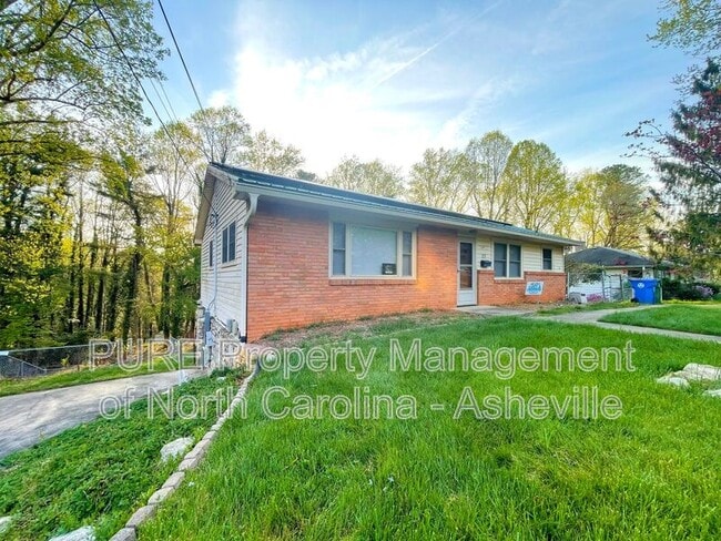 111 Delaware Ave in Asheville, NC - Building Photo - Building Photo