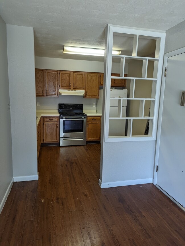 510 S Madison St, Unit 4 in Marion, IL - Foto de edificio - Building Photo