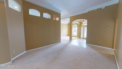 11861 Lake Fern Dr in Jacksonville, FL - Building Photo - Building Photo