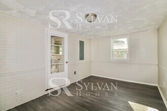 270 Mayo Rd in Virginia Beach, VA - Building Photo - Building Photo