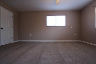 1825 Skyline Dr in Cumming, GA - Building Photo - Building Photo
