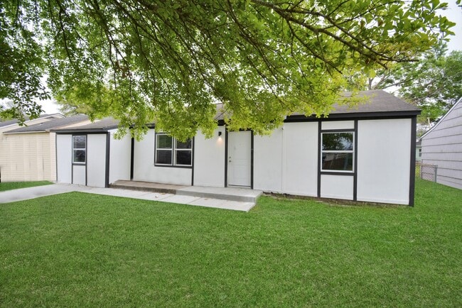 9429 Fairland Dr in Houston, TX - Foto de edificio - Building Photo