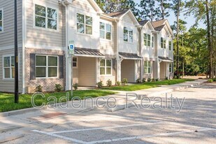 1783 Perimeter Lp in Wilmington, NC - Building Photo
