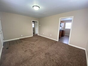 4805 Spatz Ave in Fort Wayne, IN - Building Photo - Building Photo