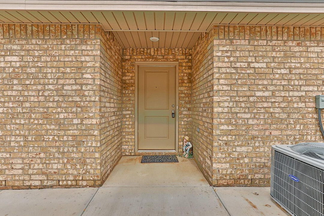 1917 Langford Ave in Lubbock, TX - Building Photo