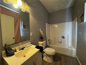 2439 George Nick Connor Dr, Unit 2439 GNC in New Orleans, LA - Building Photo - Building Photo