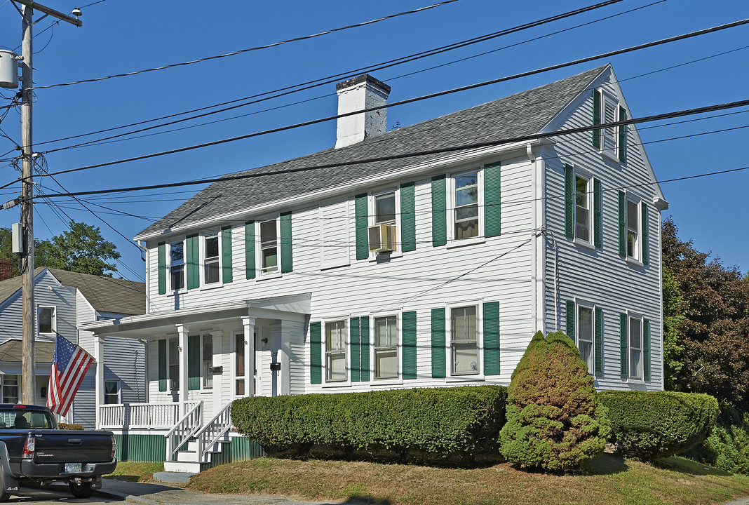 Union Court in Dover, NH - Building Photo