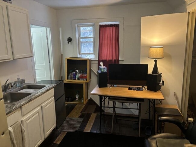 property at 168 E 16th St