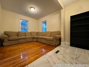 10 Bucknam St in Boston, MA - Building Photo - Building Photo