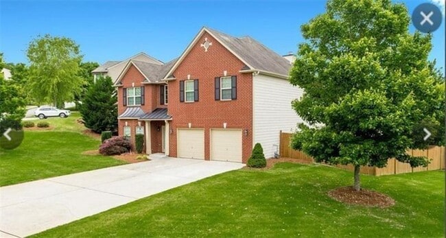 3685 Falling Leaf Ln in Cumming, GA - Foto de edificio - Building Photo